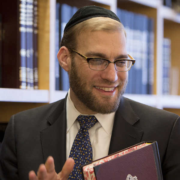 Moshe Bamberger headshot