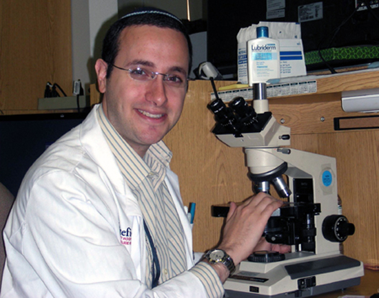 Third-year pathology resident Yitzchak Goldstein, MD, is using analytical software to predict a patient\'s risk of developing a life-threatening blood clot.