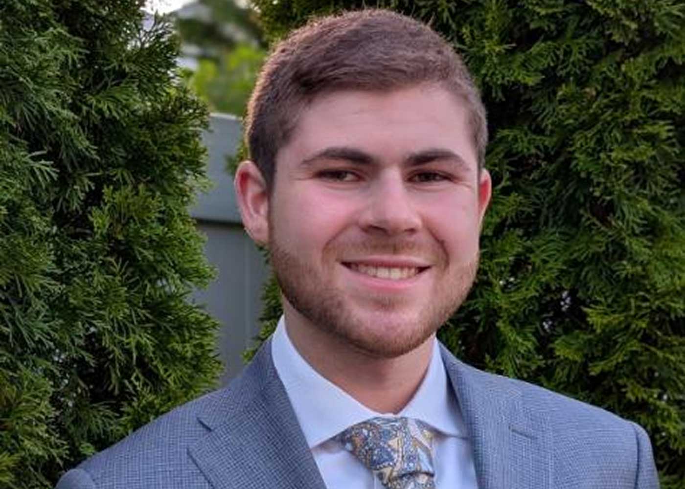 Headshot of Lander College for Men valedictorian Moshe Ostreicher